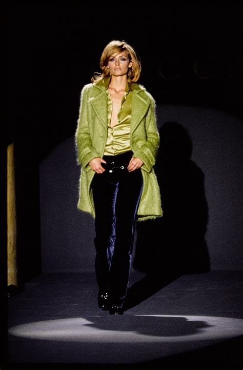 who designed for gucci in 1995|tom ford Gucci collection.